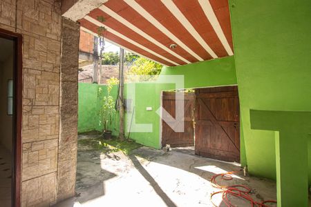 Casa para alugar com 70m², 2 quartos e 1 vagaQuintal
