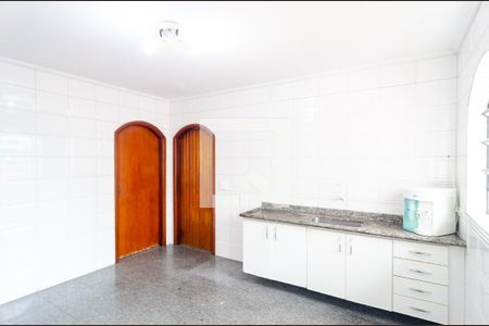 Casa para alugar com 302m², 4 quartos e 3 vagasCozinha