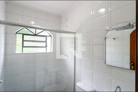 Casa para alugar com 302m², 4 quartos e 3 vagasBanheiro Social