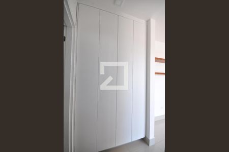 Apartamento à venda com 44m², 1 quarto e 1 vagaArmário do Corredor