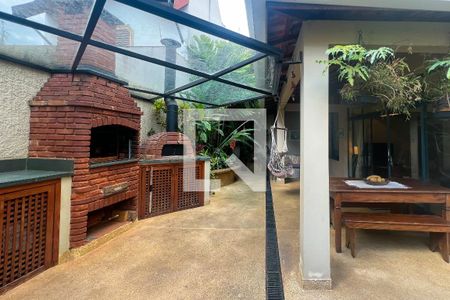 Varanda de casa à venda com 3 quartos, 230m² em Moema, São Paulo