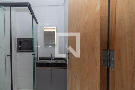 Banheiro de kitnet/studio à venda com 1 quarto, 33m² em Quinta da Paineira, São Paulo