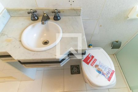 Apartamento à venda com 136m², 3 quartos e 1 vagaBanheiro Social