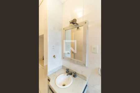 Apartamento à venda com 136m², 3 quartos e 1 vagaBanheiro Social