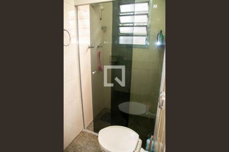 Casa à venda com 349m², 5 quartos e 2 vagasBanheiro do Quarto 1