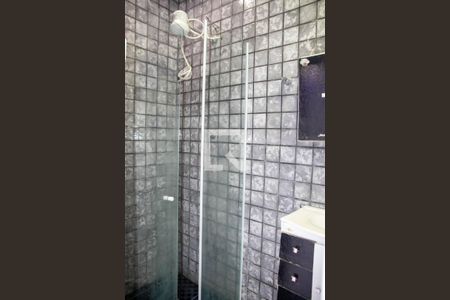 Casa à venda com 349m², 5 quartos e 2 vagasBanheiro 4