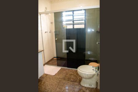 Casa à venda com 349m², 5 quartos e 2 vagasBanheiro 3