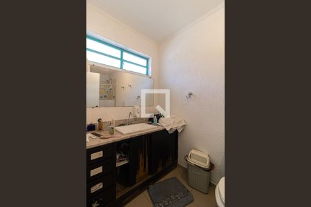 Casa à venda com 350m², 2 quartos e 1 vagaBanheiro Social 2