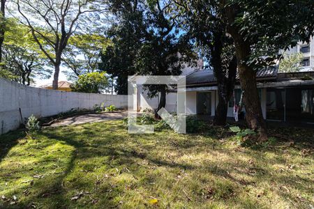 Casa à venda com 350m², 2 quartos e 1 vagaÁrea externa