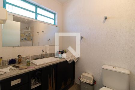 Casa à venda com 350m², 2 quartos e 1 vagaBanheiro Social 2