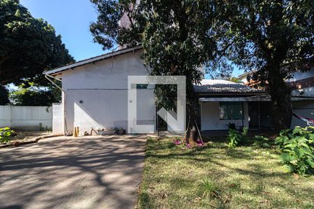 Casa à venda com 350m², 2 quartos e 1 vagaÁrea externa