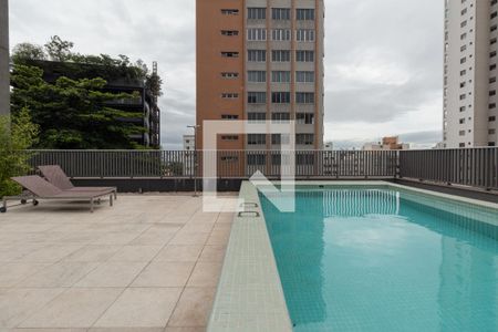 Studio para alugar com 26m², 1 quarto e sem vaga Studio para alugar com 26m², 1 quarto e sem vagaPiscina