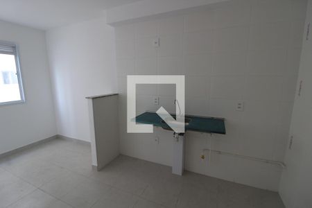 Sala/Cozinha de apartamento à venda com 2 quartos, 32m² em Vila Ema, São Paulo