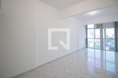 Sala/Quarto de apartamento à venda com 1 quarto, 31m² em Centro, Rio de Janeiro