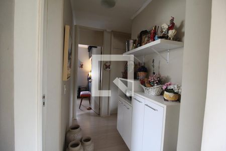 Apartamento à venda com 77m², 3 quartos e 2 vagasCorredor