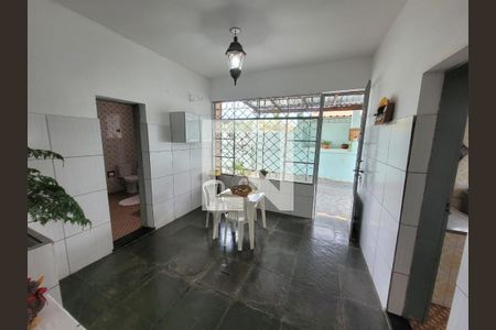 Casa para alugar com 4 quartos, 360m² em Ouro Preto, Belo Horizonte