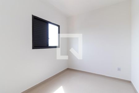 Quarto 2 de apartamento para alugar com 2 quartos, 41m² em Itaquera, São Paulo