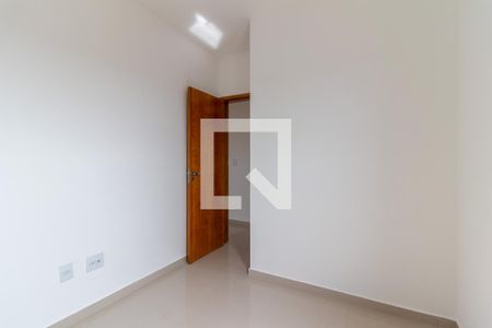 Quarto 2 de apartamento para alugar com 2 quartos, 41m² em Itaquera, São Paulo
