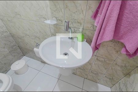 Casa à venda com 372m², 6 quartos e 6 vagasBanheiro Quarto de Serviço