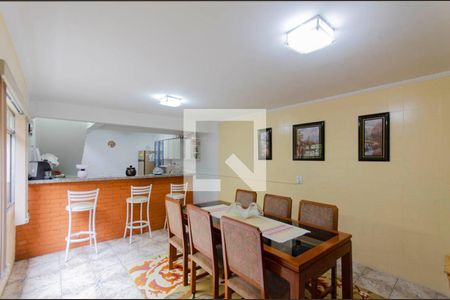 Casa à venda com 372m², 6 quartos e 6 vagasEdícula Sala de Estar 