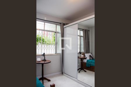 Apartamento à venda com 120m², 4 quartos e 1 vagaQuarto