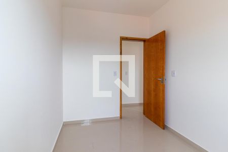 Quarto 1 de apartamento para alugar com 2 quartos, 41m² em Itaquera, São Paulo