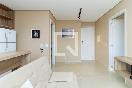 Sala de kitnet/studio para alugar com 1 quarto, 43m² em Campo Belo, São Paulo