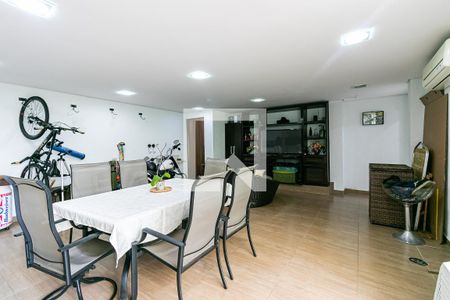 Casa à venda com 216m², 3 quartos e 3 vagasEspaço Gourmet