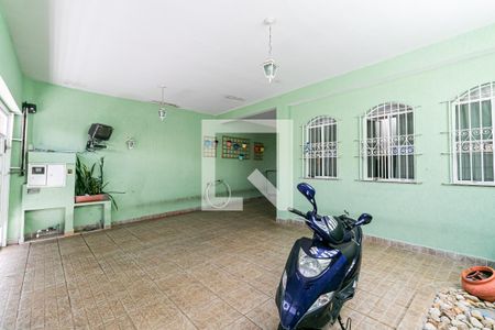 Casa à venda com 216m², 3 quartos e 3 vagasGaragem