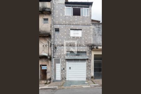 Casa para alugar com 100m², 3 quartos e sem vagaFachada