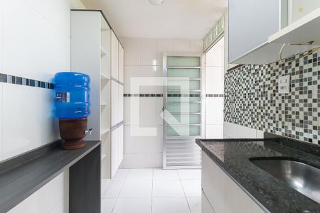 Apartamento para alugar com 48m², 2 quartos e 1 vaga Apartamento para alugar com 48m², 2 quartos e 1 vagaCozinha