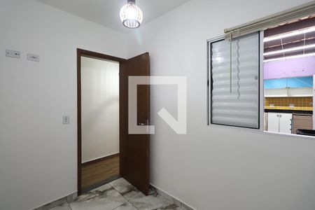 Quarto 1 de apartamento para alugar com 2 quartos, 40m² em Vila Guaraciaba, Santo André