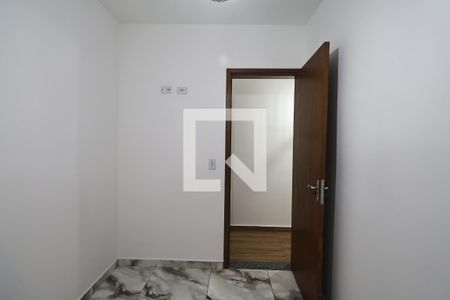 Quarto 1 de apartamento para alugar com 2 quartos, 40m² em Vila Guaraciaba, Santo André