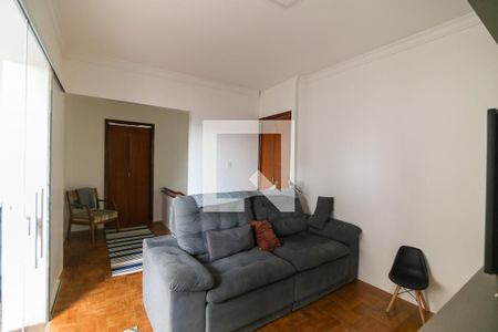 Sala de casa à venda com 2 quartos, 220m² em Jardim Monte Kemel, São Paulo