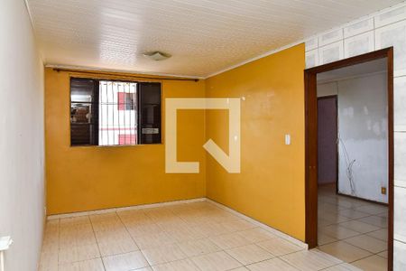 Sala 1 de apartamento para alugar com 2 quartos, 58m² em Rubem Berta, Porto Alegre