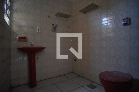 Apartamento para alugar com 70m², 2 quartos e sem vagaBanheiro