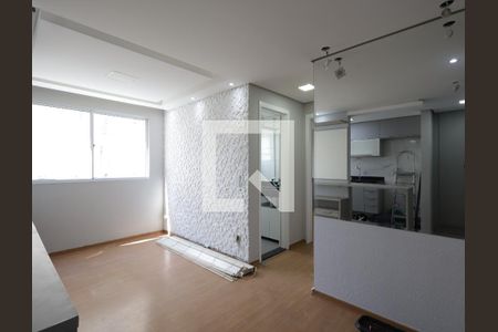 Sala de apartamento à venda com 2 quartos, 45m² em Vila Suzana, São Paulo