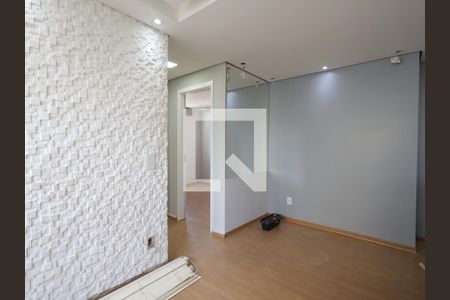 Sala de apartamento à venda com 2 quartos, 45m² em Vila Suzana, São Paulo