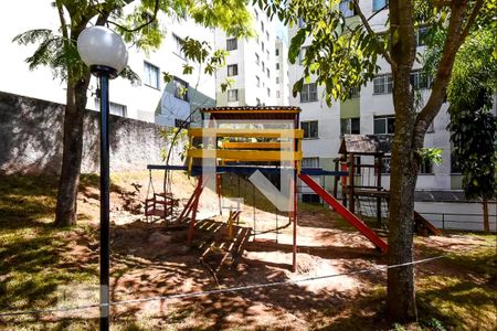 Apartamento à venda com 96m², 2 quartos e 1 vaga Apartamento à venda com 96m², 2 quartos e 1 vagaÁrea Comum - Playground