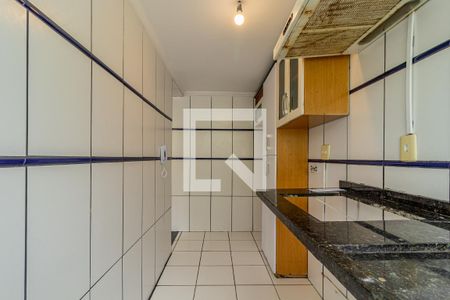 Apartamento à venda com 96m², 2 quartos e 1 vaga Apartamento à venda com 96m², 2 quartos e 1 vagaCozinha