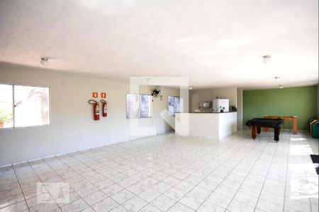 Apartamento à venda com 96m², 2 quartos e 1 vaga Apartamento à venda com 96m², 2 quartos e 1 vagaÁrea comum - Salão de festas
