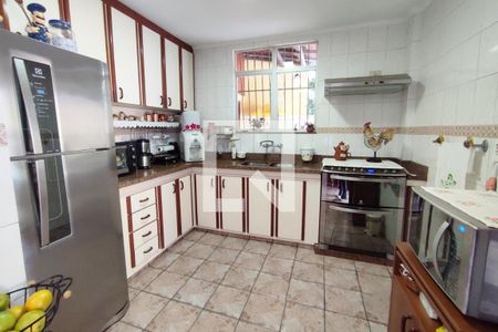 Casa de condomínio à venda com 282m², 3 quartos e 3 vagas Casa de condomínio à venda com 282m², 3 quartos e 3 vagasCozinha