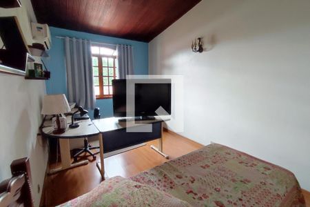 Casa de condomínio à venda com 282m², 3 quartos e 3 vagas Casa de condomínio à venda com 282m², 3 quartos e 3 vagasQuarto 1