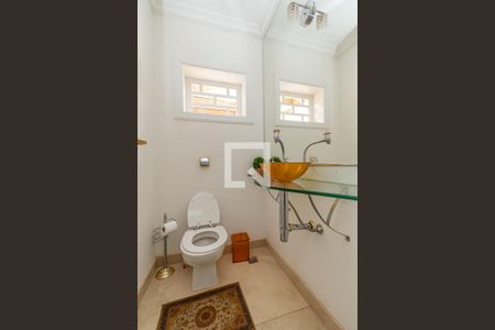 Casa de condomínio à venda com 534m², 4 quartos e 4 vagasLavabo