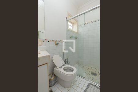 Casa de condomínio à venda com 534m², 4 quartos e 4 vagasBanheiro da Suíte 2