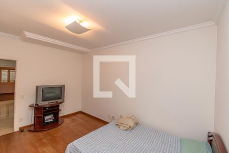 Casa de condomínio à venda com 534m², 4 quartos e 4 vagasSuite 3