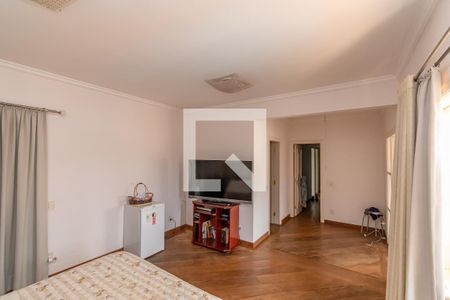 Casa de condomínio à venda com 534m², 4 quartos e 4 vagasSuite 1