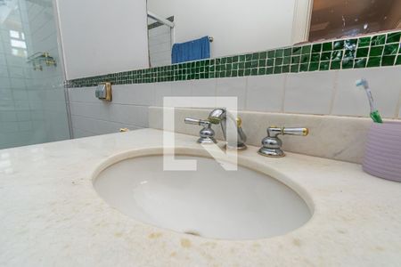 Casa de condomínio à venda com 534m², 4 quartos e 4 vagasDetalhe Banheiro da Suíte 3