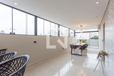 Apartamento à venda com 224m², 3 quartos e 2 vagas Apartamento à venda com 224m², 3 quartos e 2 vagasÁrea Gourmet - Cobertura