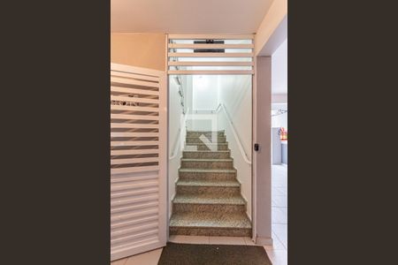 Apartamento à venda com 224m², 3 quartos e 2 vagas Apartamento à venda com 224m², 3 quartos e 2 vagasÁrea comum - Acesso Imóveis